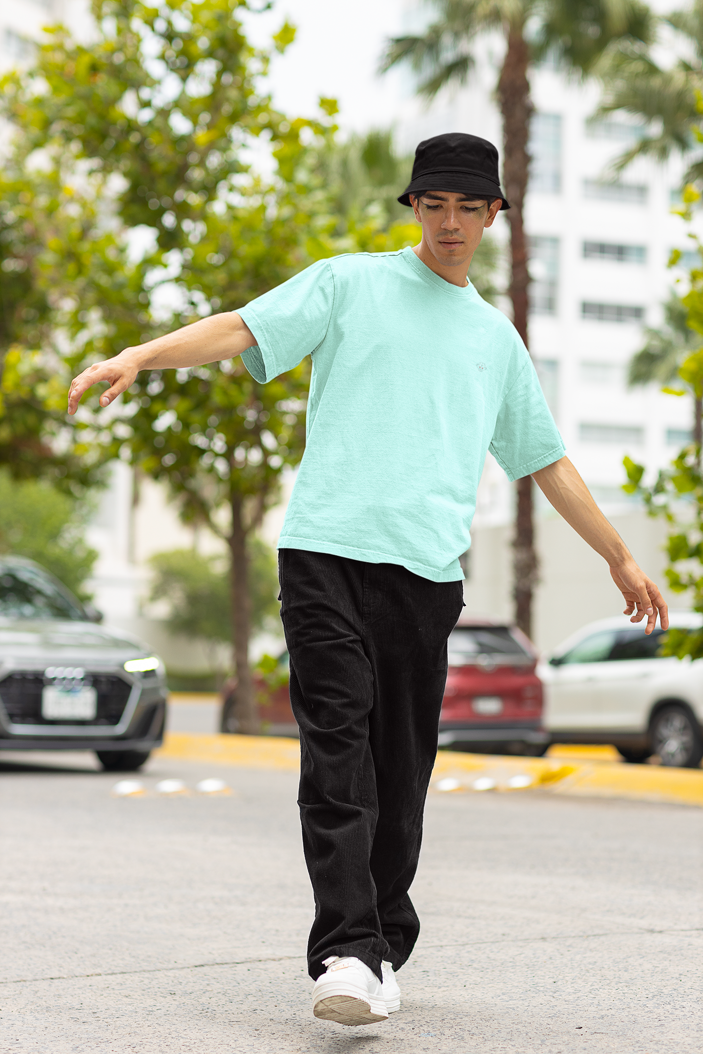 Mint Breeze: Oversized T-Shirt